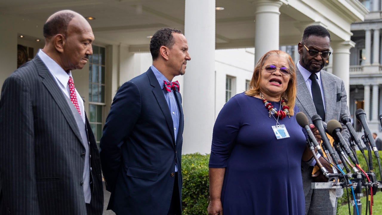 African American Faith Leaders Defend Trump After White House Meeting