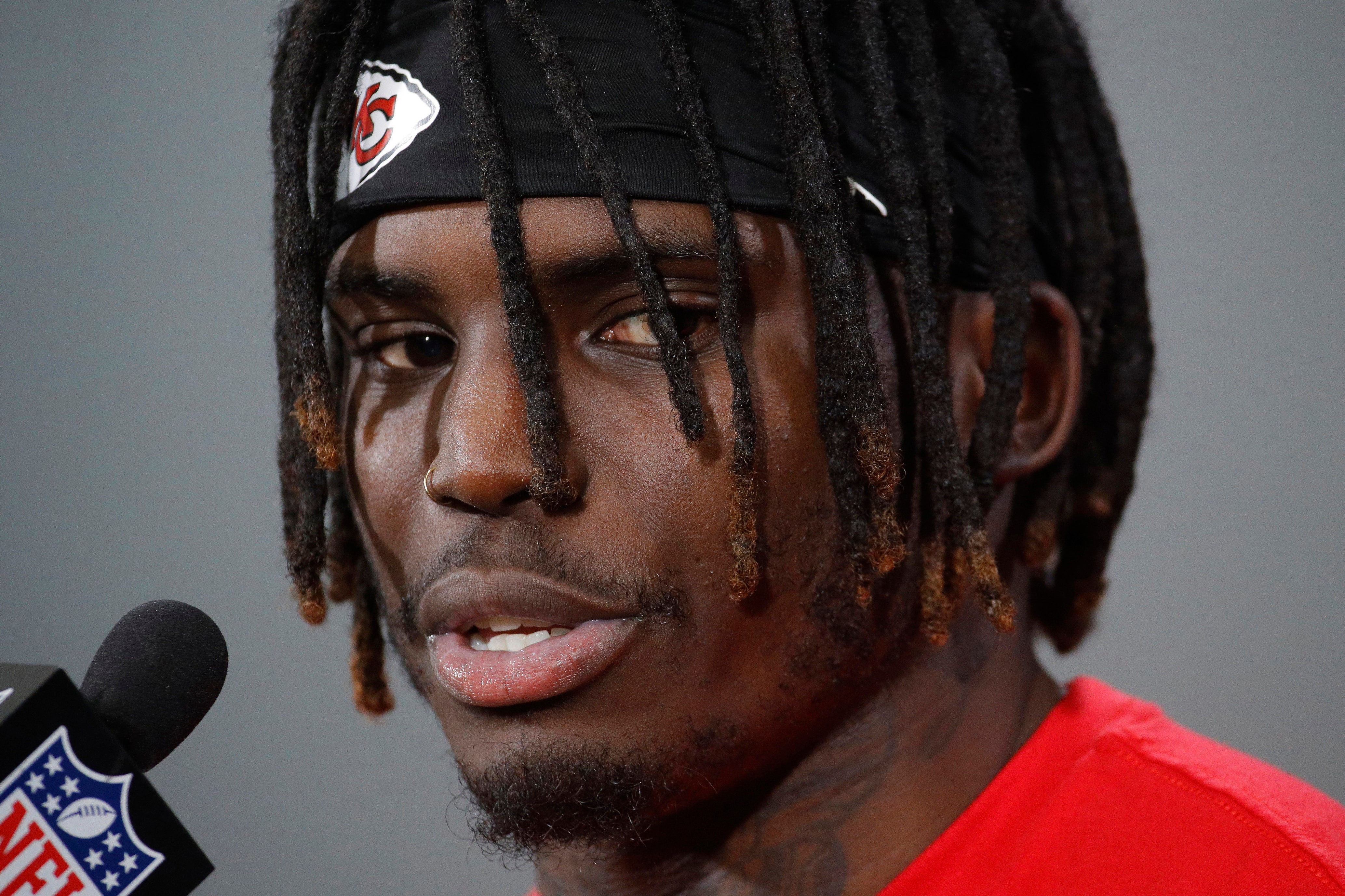 Chiefs WR Tyreek Hill's hometown celebrates first 'Tyreek Hill Day'