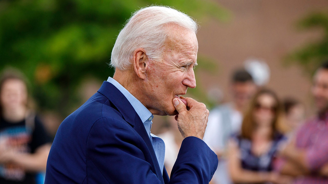 Joe Biden Told Moving Military Story At Campaign Stop But It Never Happened Report Says 8648