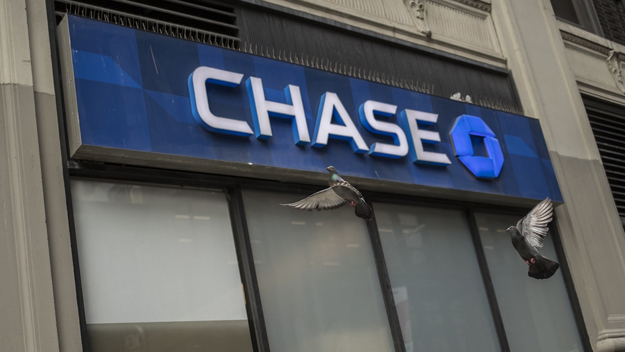 Chase Bank erases all credit card debt for Canadian customers