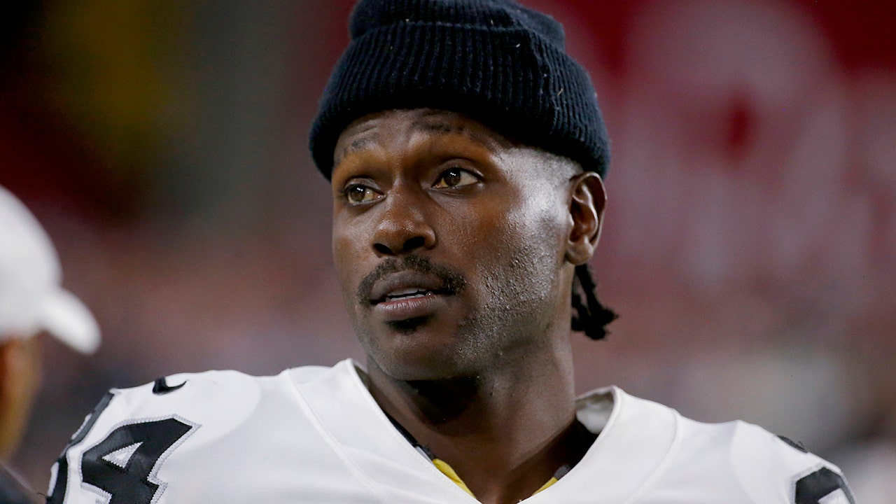 Report: NFL reviewing Antonio Brown's off-field incident