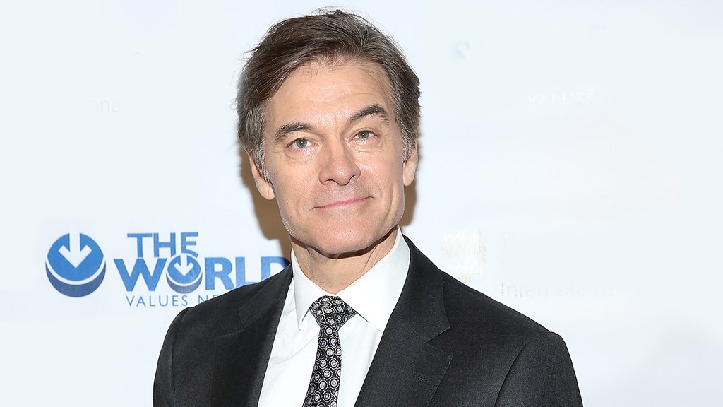 'Jeopardy' viewers outraged by Dr. Oz's guest-hosting gig, call for boycott