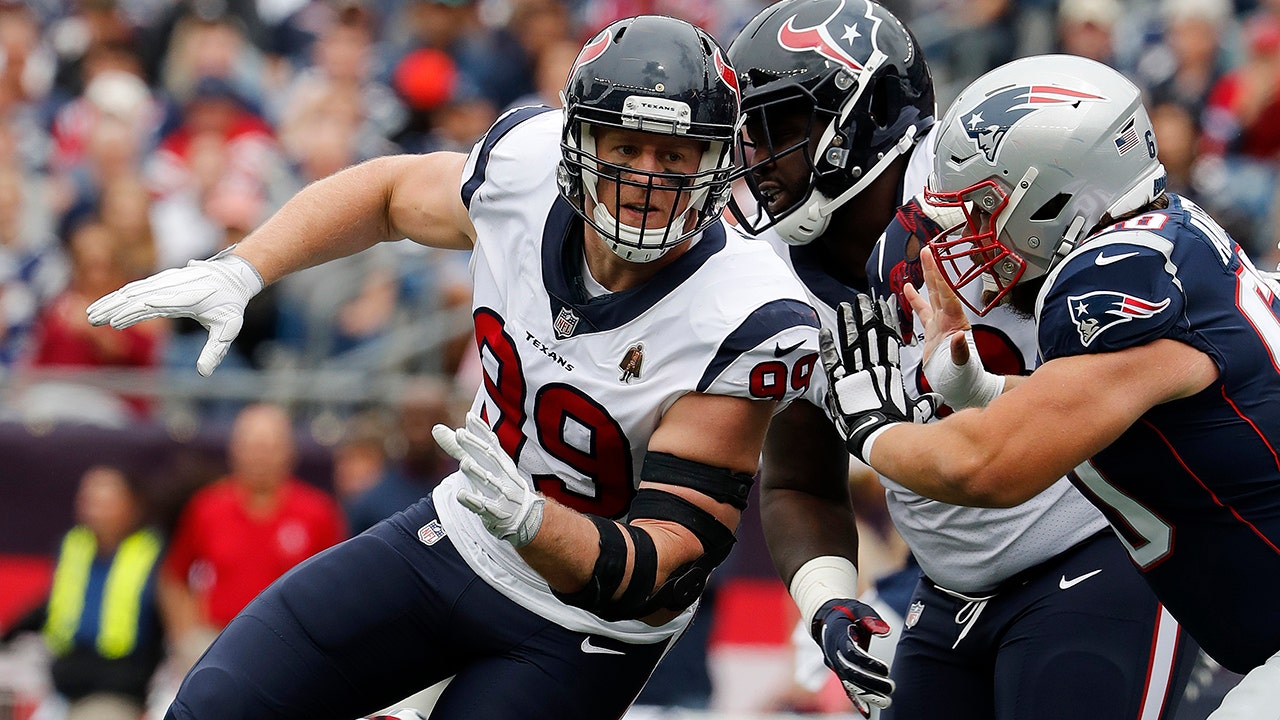 Commentary: Mario Williams was the right choice for the Texans