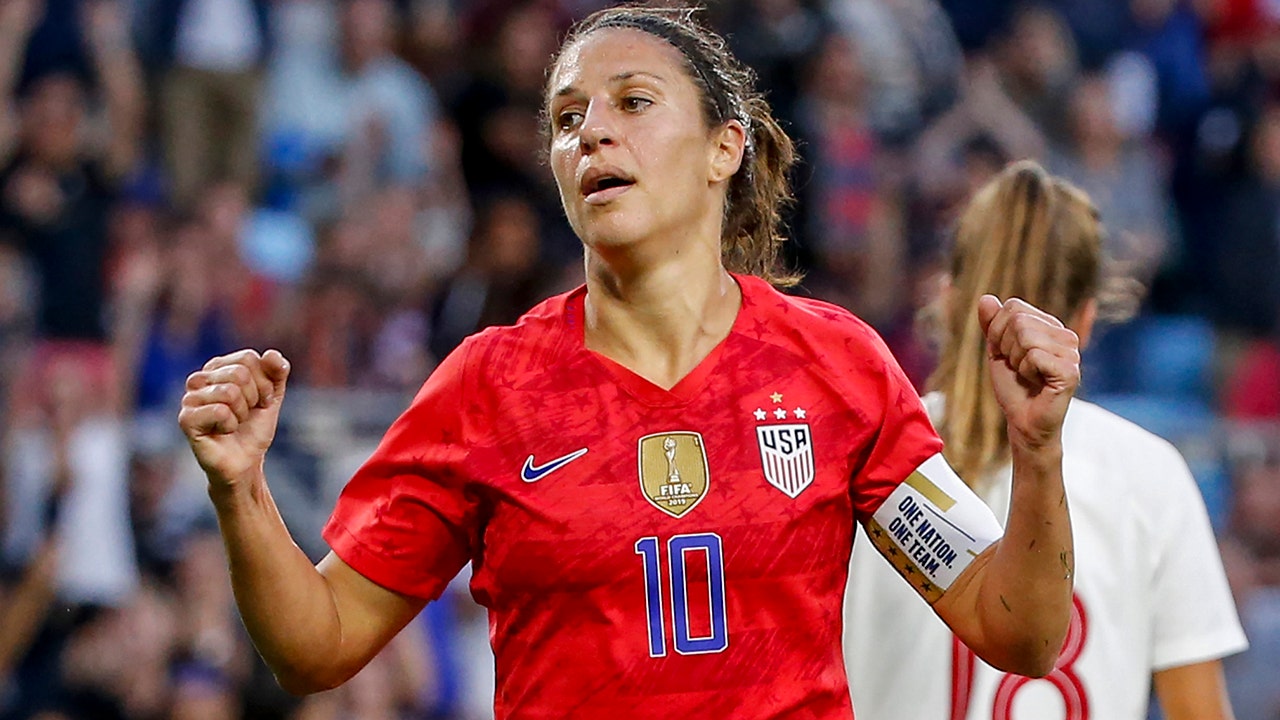 Carli Lloyd: USA Women's footballer asked to kick for NFL team in preseason  game, NFL News