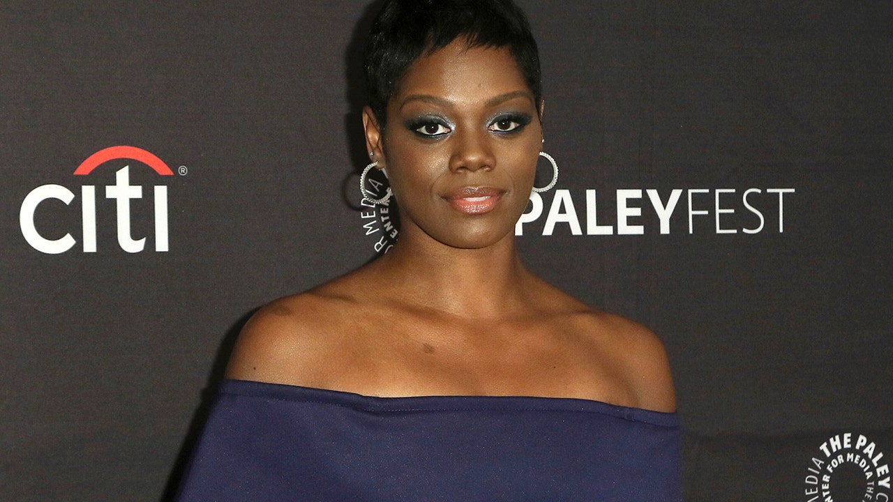 Afton Williamsonfeet