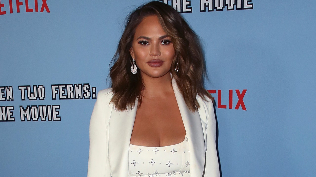 Chrissy Teigen says she ‘never’ gets pregnant again, belly after giving birth is a reminder of ‘what could have been’