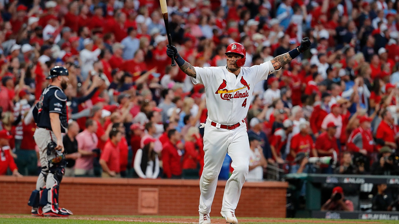 Yadier Molina and Family  St louis cardinals, Stl cardinals, Atlanta braves