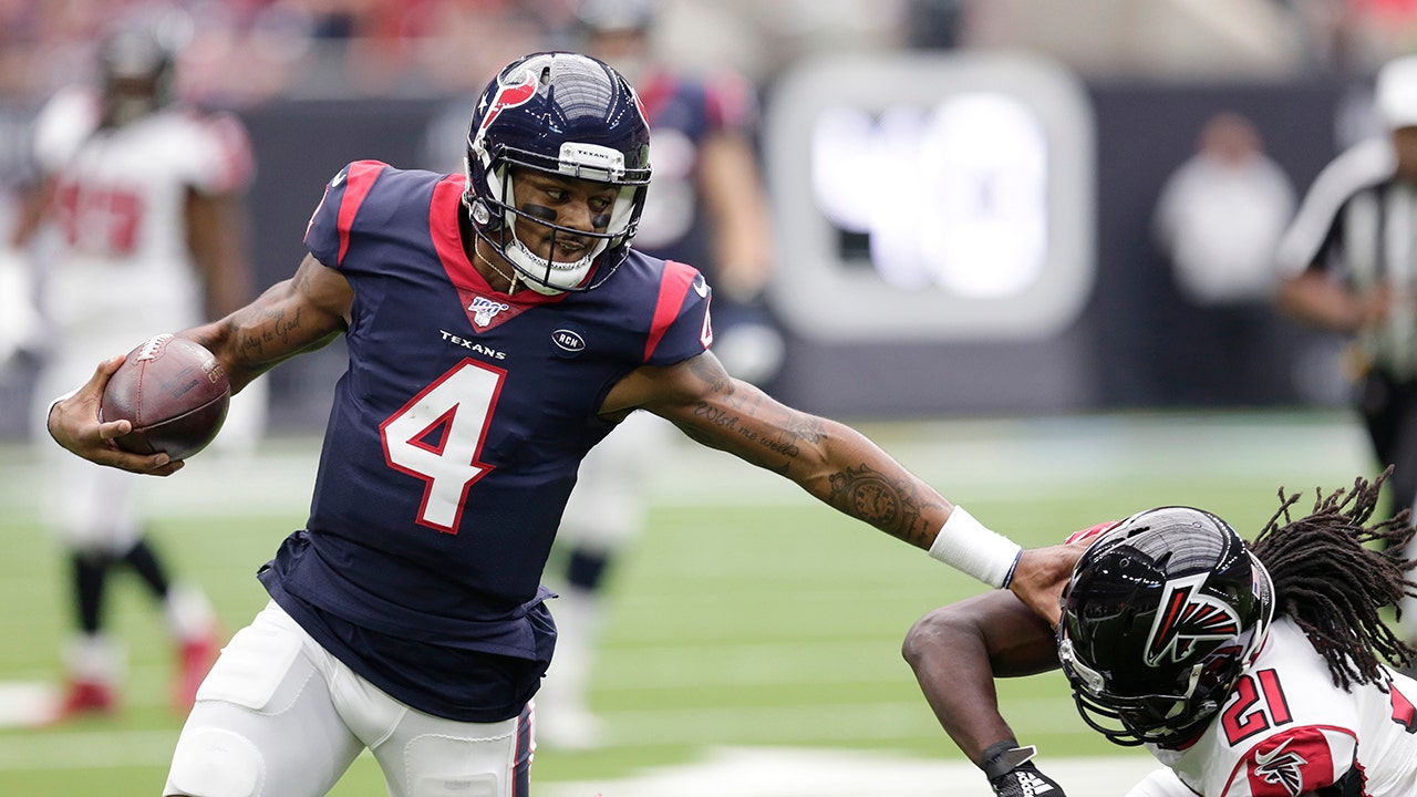Deshaun Watson removes Texan references from social media profiles amid tension with the franchise
