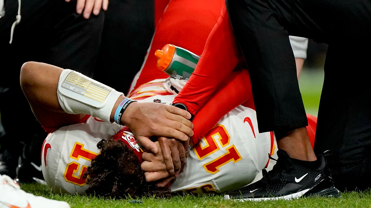 Patrick Mahomes injury could mean 'Madden' curse strikes again