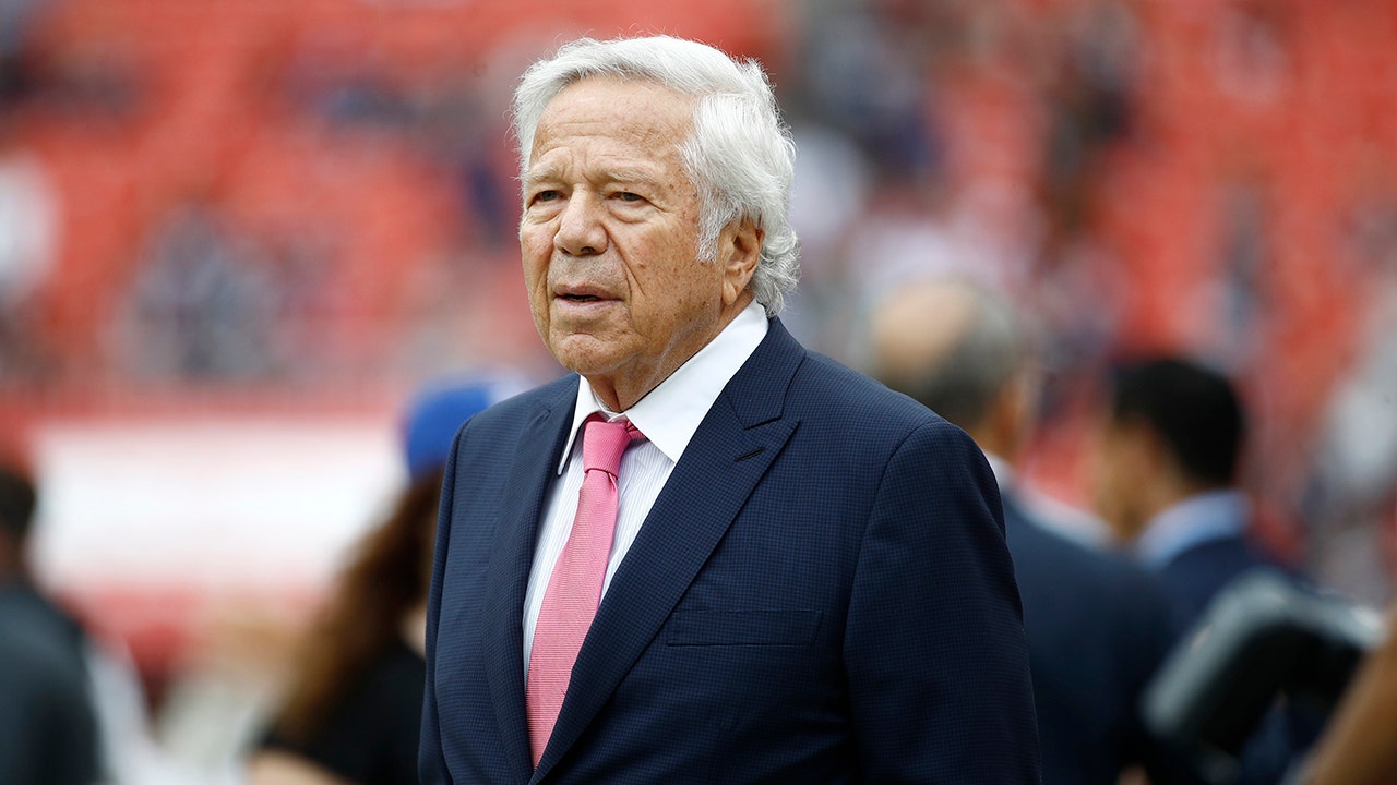 Robert Kraft Purchases NFL Team New England Patriots