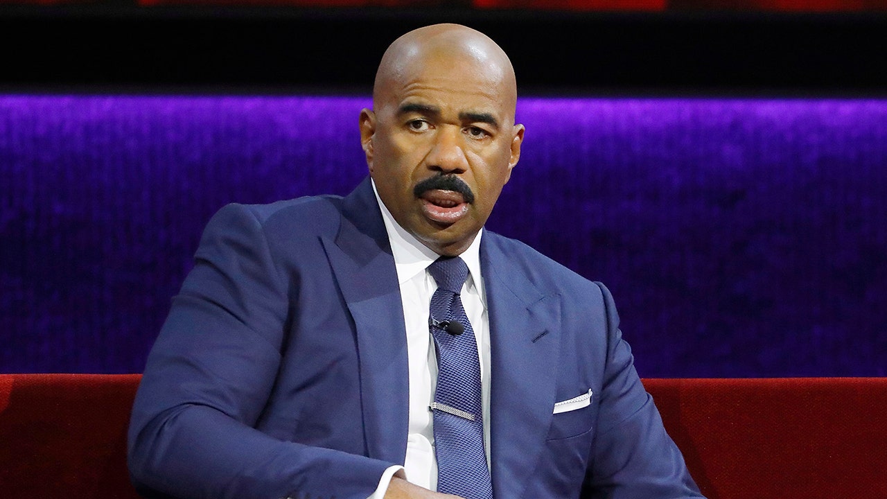 family feud full episodes with steve harvey