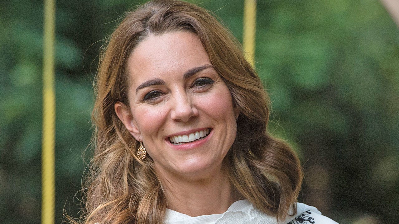 Kate Middleton receives COVID vaccine