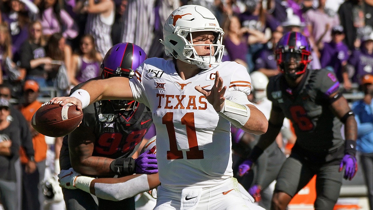 Hall of Famer believes Texas Longhorns would be better with black  quarterback