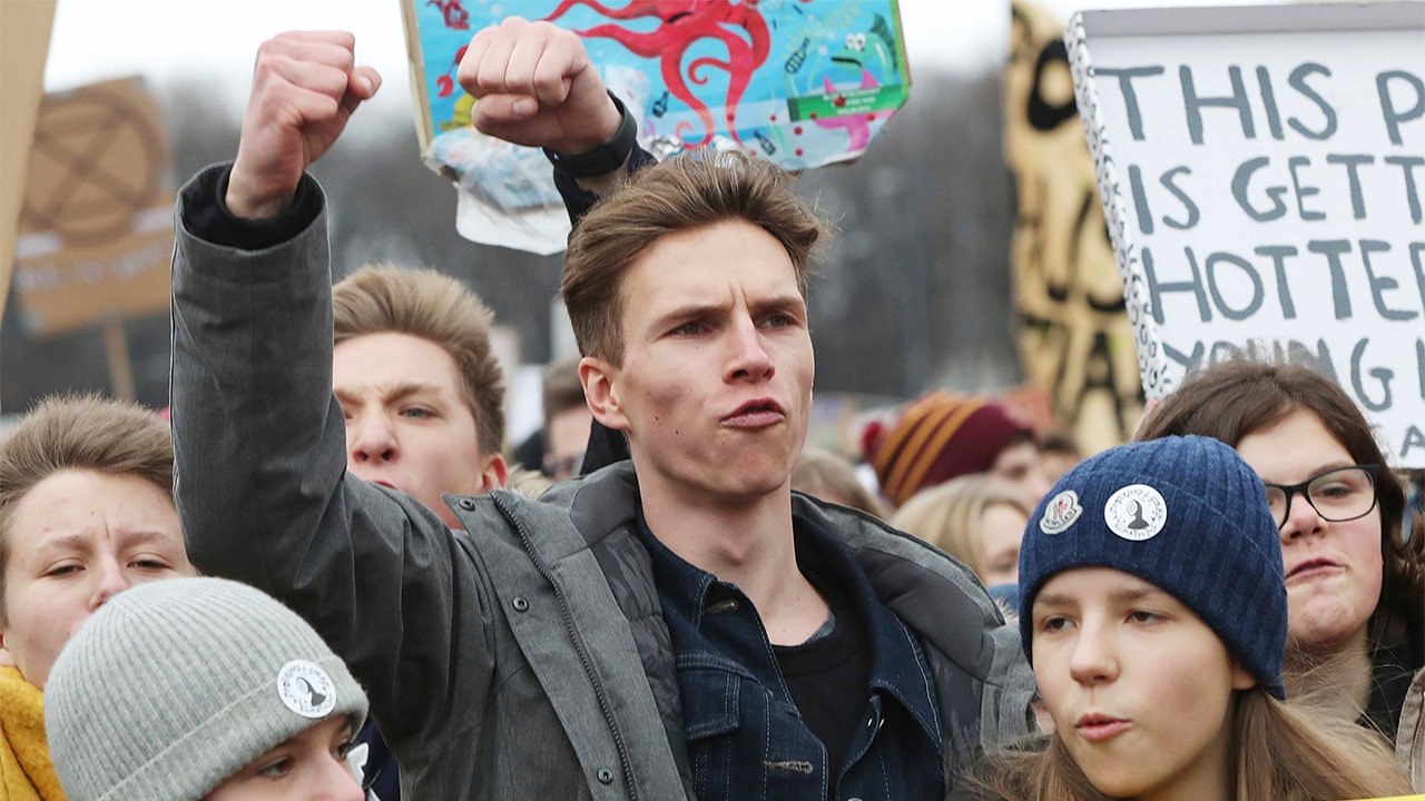 ‘White, male’ narrators on nature shows may discourage ‘minority’ viewers from watching TV