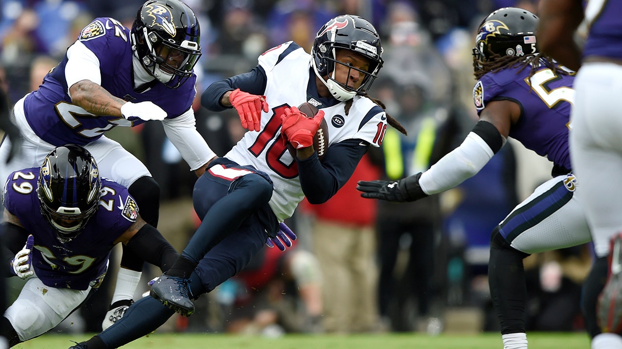 Baltimore Ravens: Should Ravens Pursue DeAndre Hopkins?