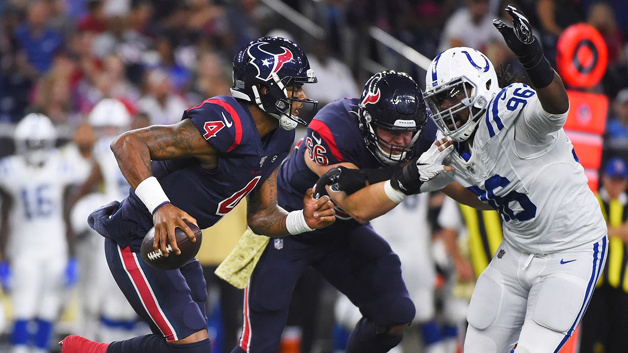 Colts are jokingly accused of tanking after a play goes hilariously bad  against the Texans