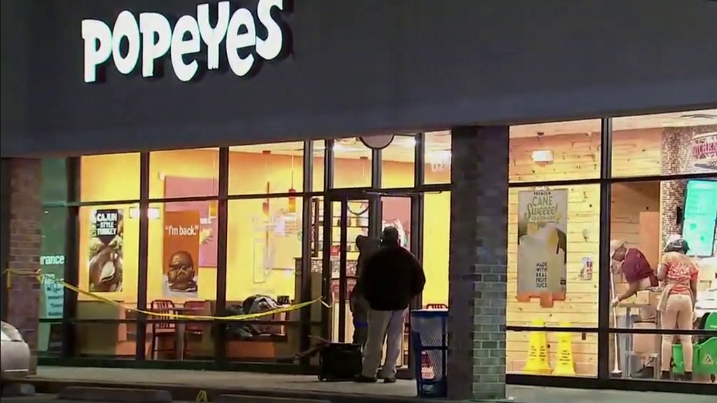 Man dies after stabbing in Maryland Popeyes; fight over chicken sandwich, sources say