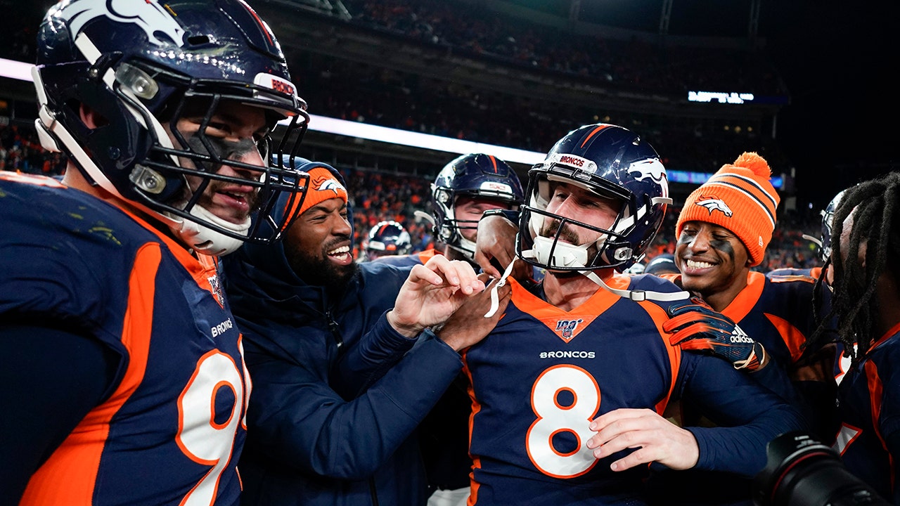 Denver Broncos: Brandon McManus beats himself up over missing 63-yd FG -  Mile High Report