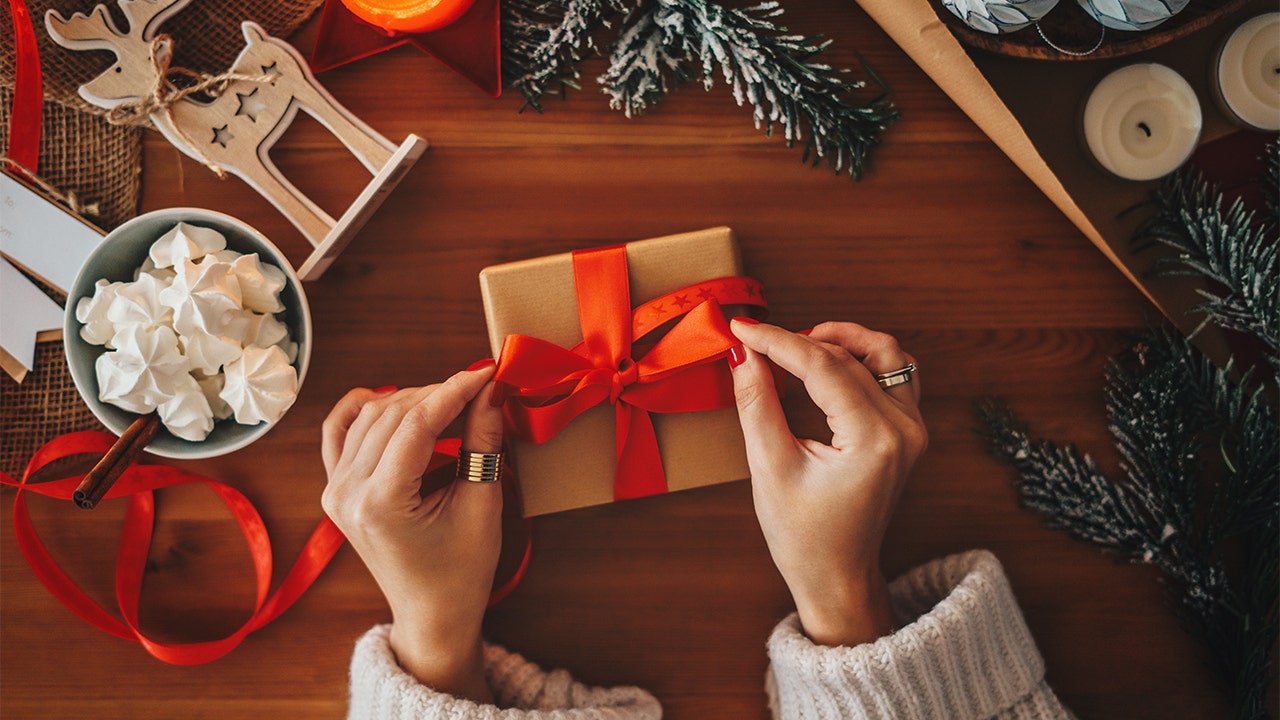 7 Ridiculously Simple Gift-Wrapping Hacks From TikTok That'll