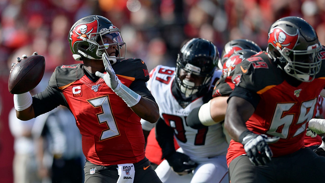 Jameis Winston ends Bucs' season, overtime loss with pick-six