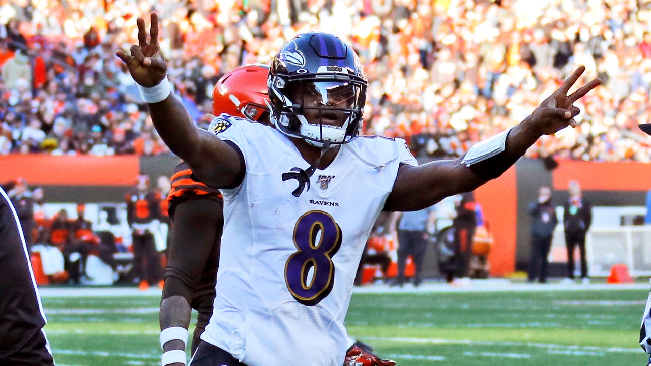 Ravens and QB Lamar Jackson prepare to begin pivotal season