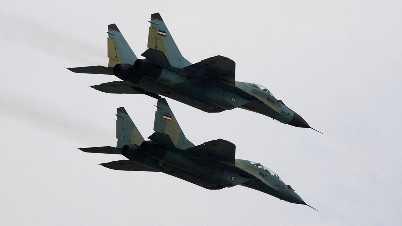 US, Poland in talks to help Ukraine acquire warplanes