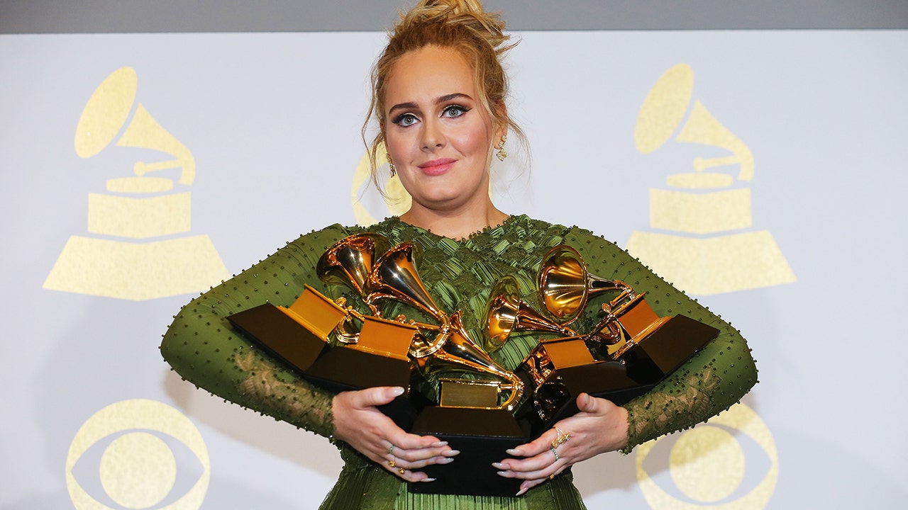 Adele confirms new album '30' release date