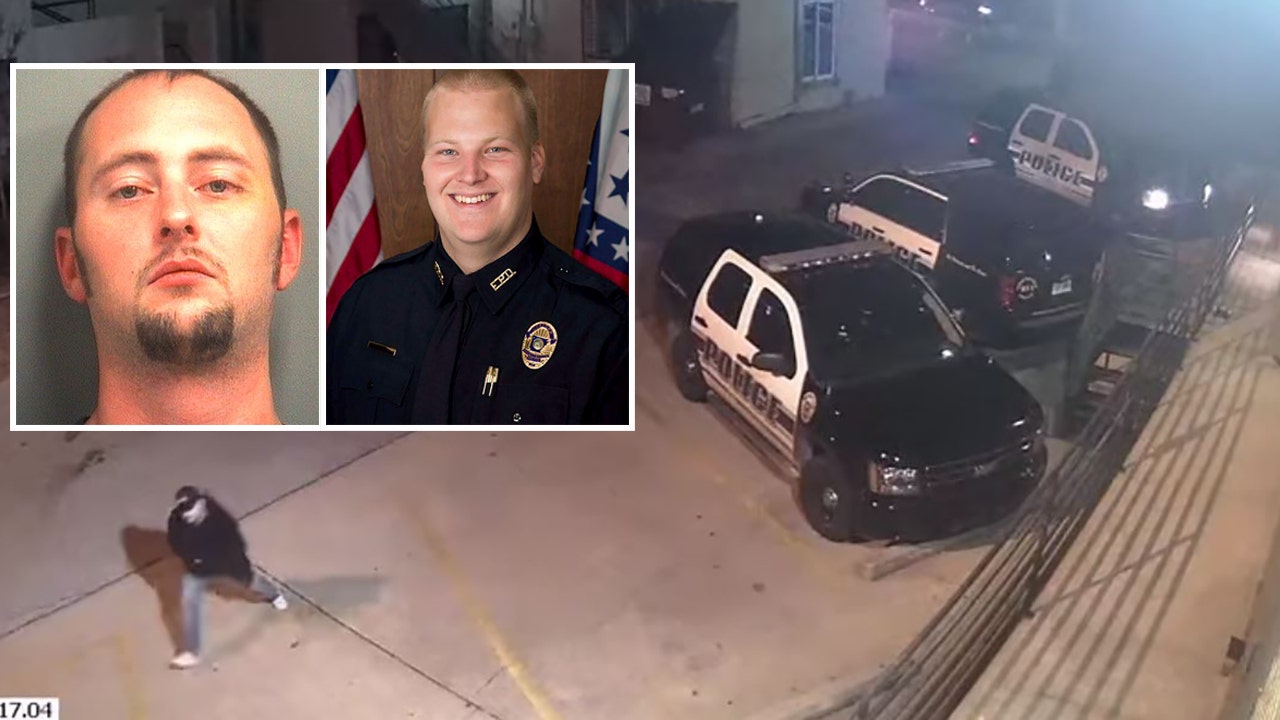 Arkansas Police Officer Executed In Car Was Shot 10 Times In The Head Investigators Say As 5972