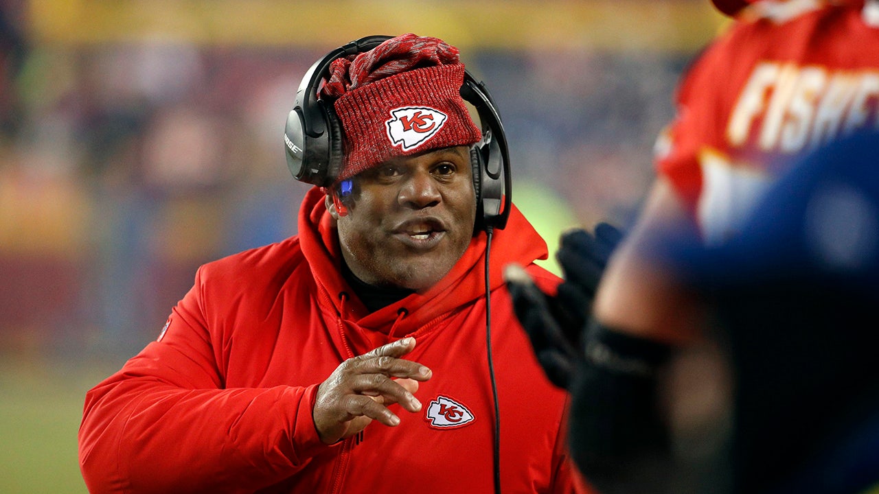 ‘Crazy’ that Eric Bieniemy has not yet been appointed head coach, says Chiefs Patrick Mahomes