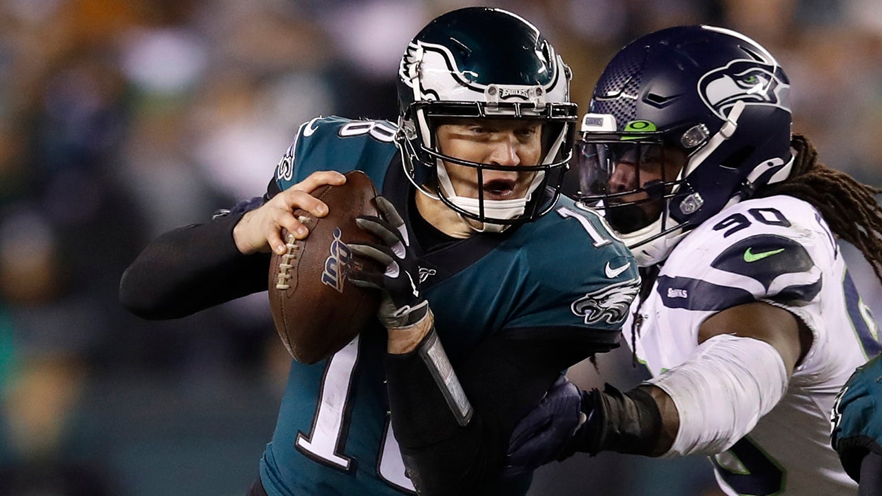 Philadelphia Eagles QB Josh McCown played playoff game with