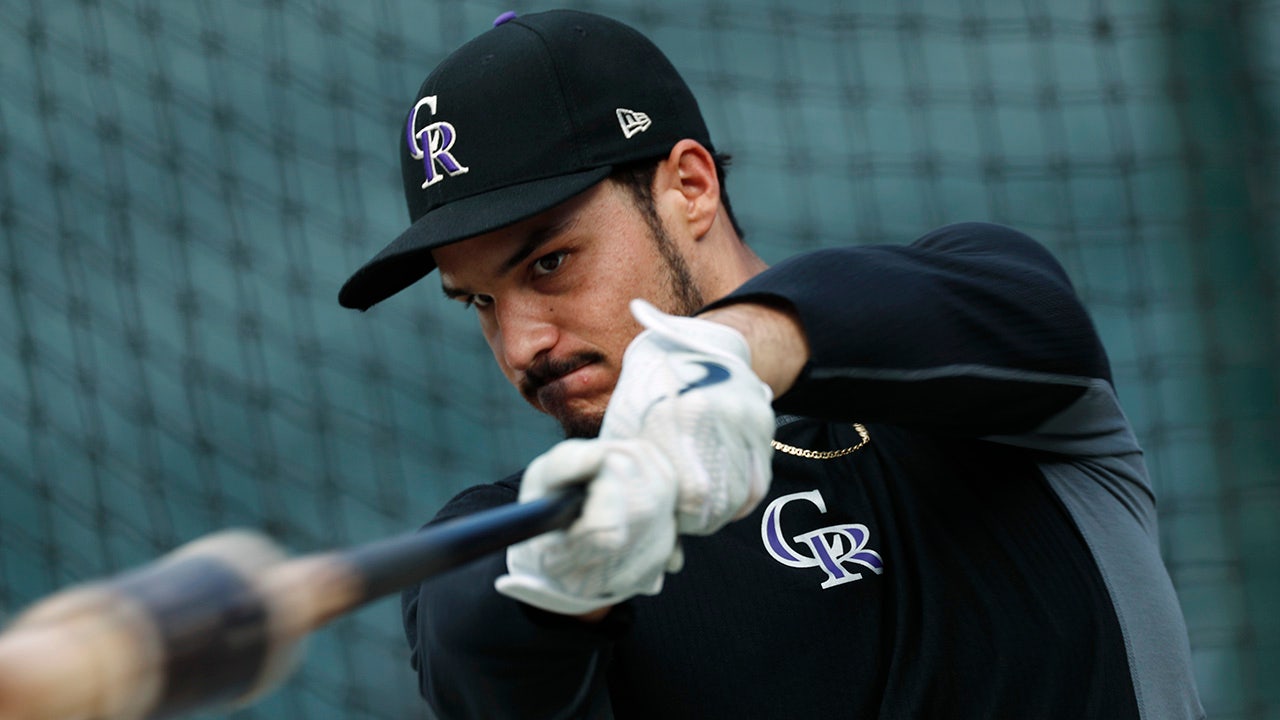 Cardinals to Get Nolan Arenado in Latest MLB Trading: Reports