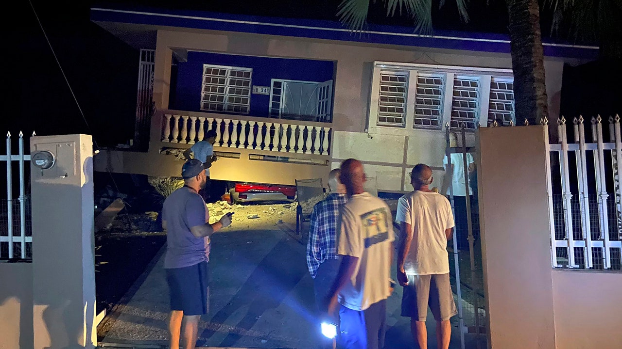Puerto Rico hit with 6.4 magnitude earthquake, islandwide blackout reported