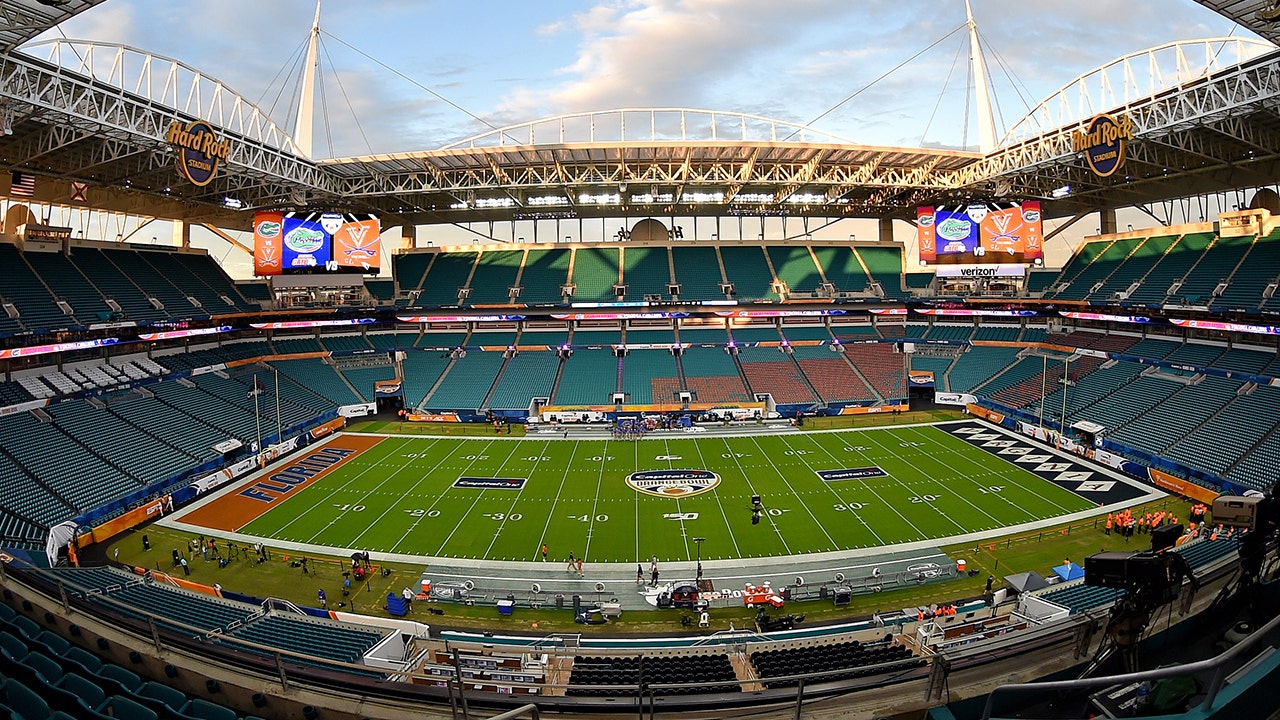 Home Field: Hard Rock Stadium, Miami Gardens, FL