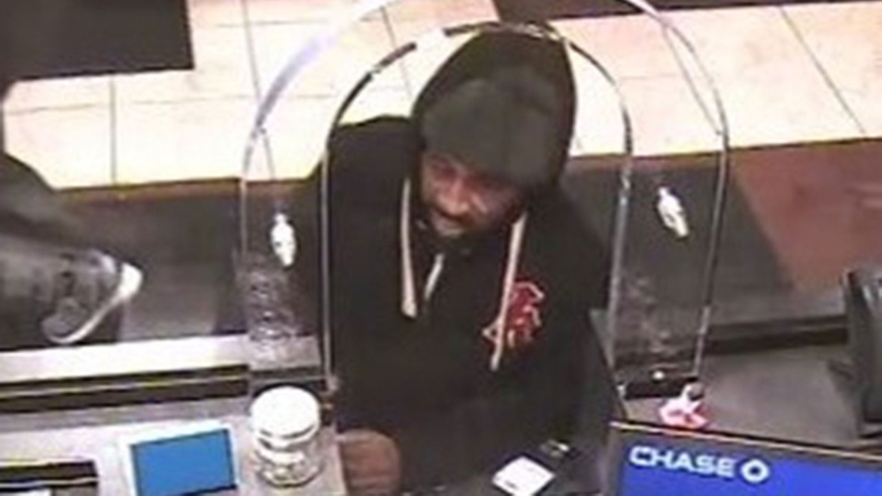 New York's new bail law springs bank robbery suspect who pulls off
