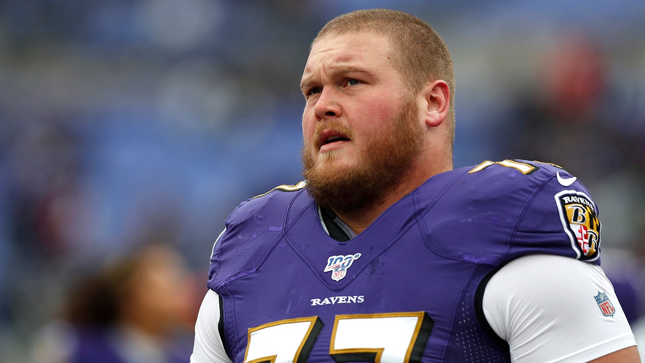 Baltimore Ravens offensive guard Bradley Bozeman (77) during an NFL  football game against the Las Vegas Raiders, Monday, Sept. 13, 2021, in Las  Vegas. (AP Photo/Rick Scuteri Stock Photo - Alamy