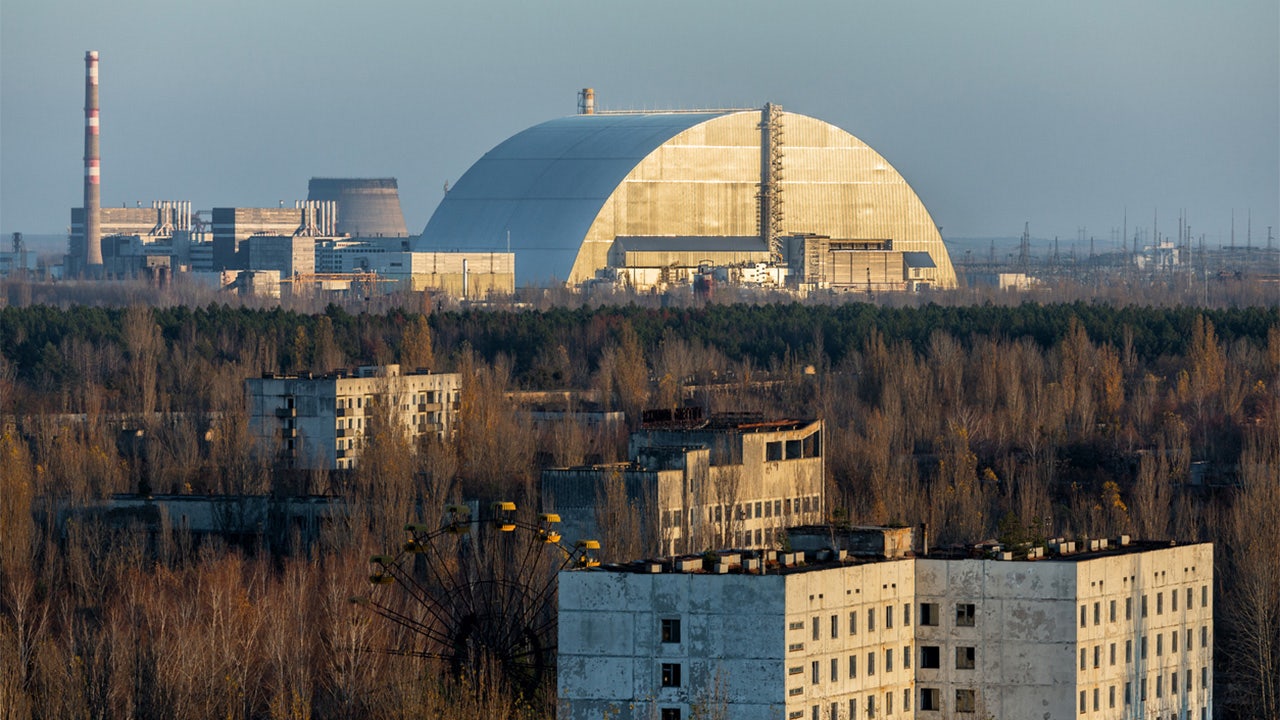 Ukraine no longer in control of Chernobyl site, official says
