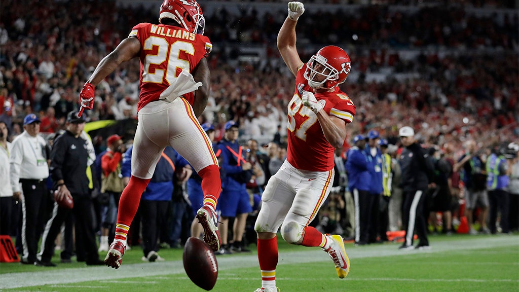 Mahomes leads furious fourth quarter comeback, Chiefs win Super Bowl LIV