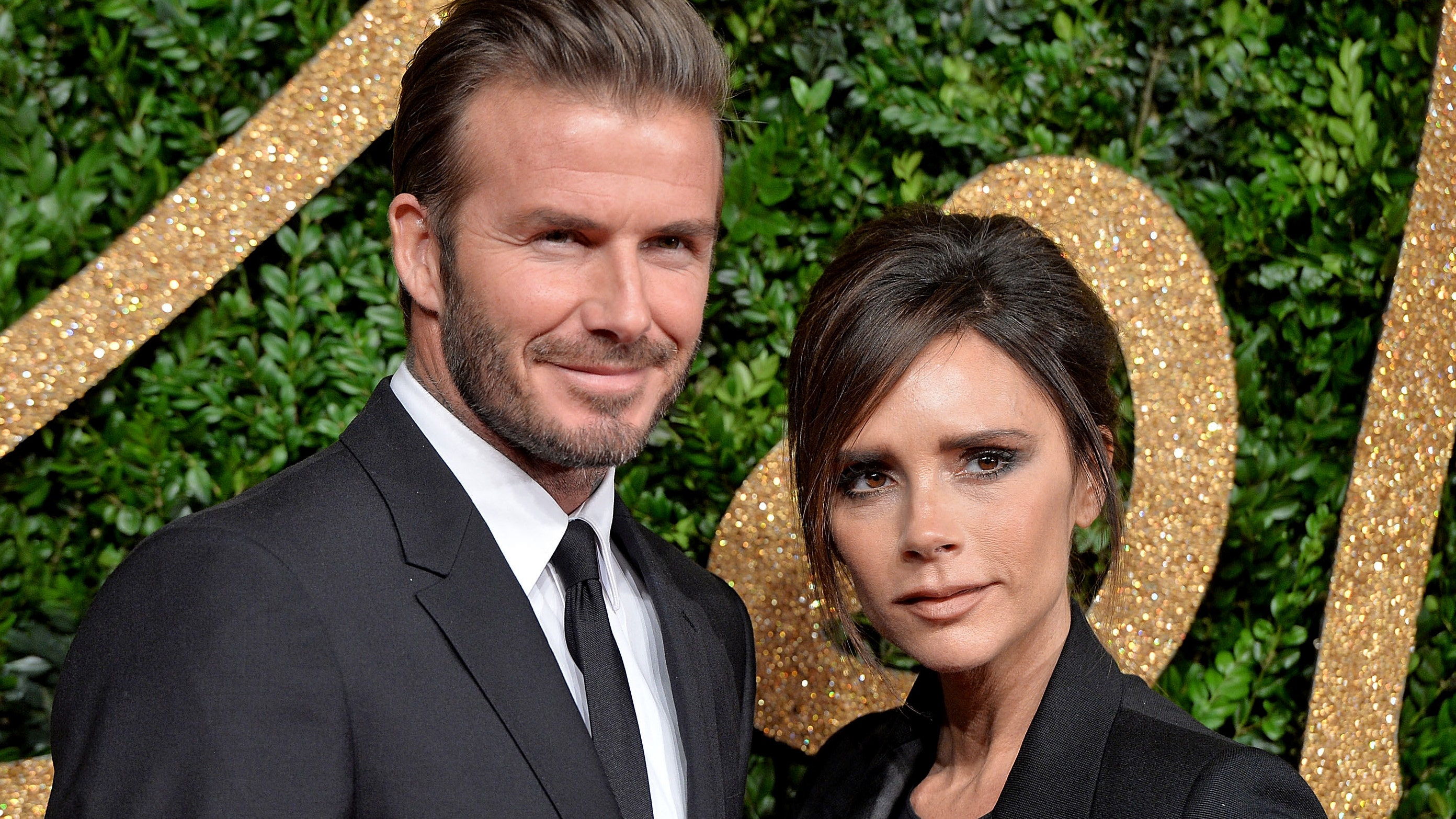 David Beckham travels to Paris to be with wife Victoria