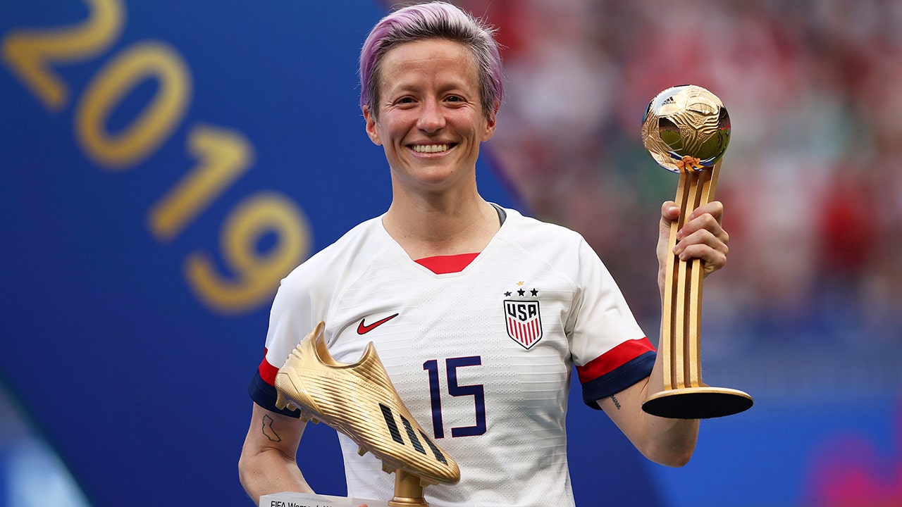 US women's football team earns key ruling in favour in lawsuit against  federation for equal pay