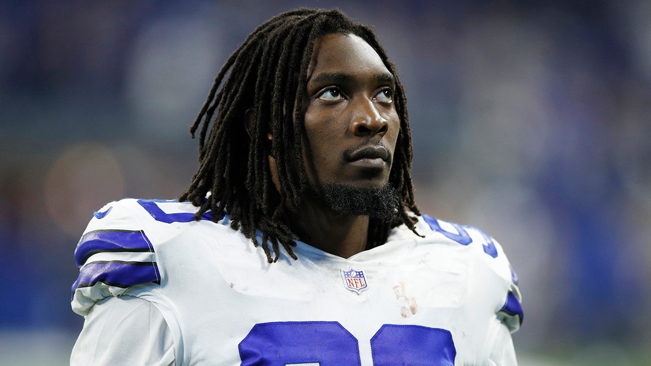 Cowboys DE DeMarcus Lawrence Sends Warning to NFL: 'Nowhere to Run, Nowhere  to Hide', Sports Illustrated