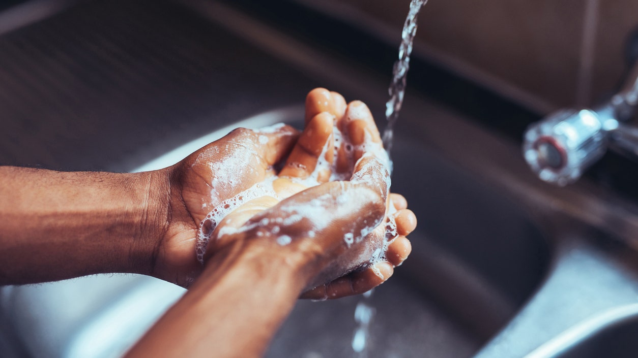 Wear gloves, or wash hands to avoid coronavirus? - Fox News