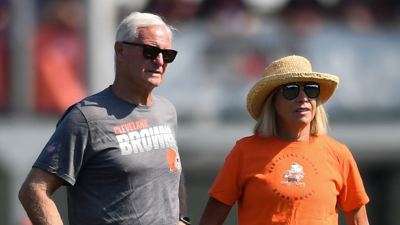 Dee and Jimmy Haslam pledge $1.5 million coronavirus relief