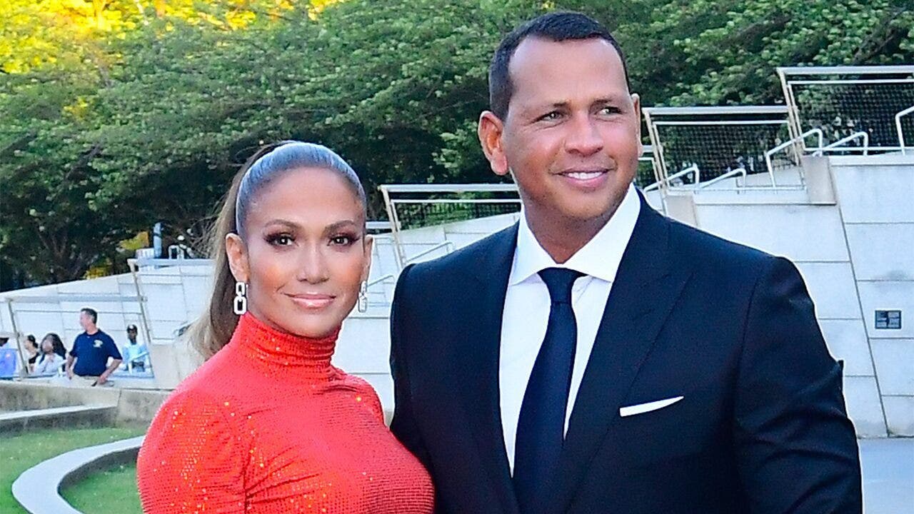 Jennifer Lopez on marriage plans to Alex Rodriguez: 'Everyone wants  somebody to grow old with' - ABC News