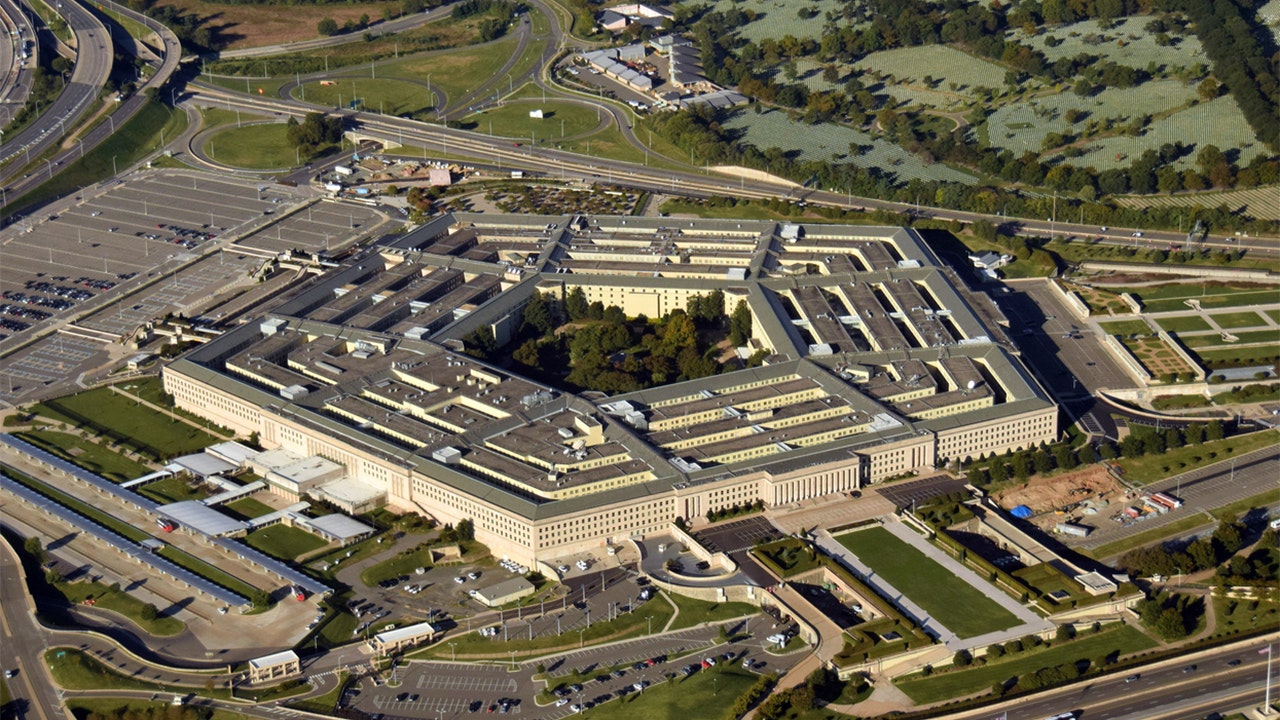 new-pentagon-report-seeks-to-counter-drone-swarm-attacks