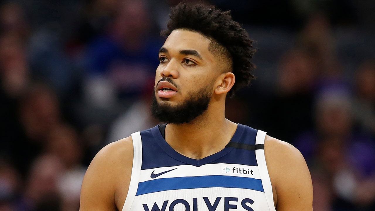 Timberwolves give interesting injury update on center Karl-Anthony Towns
