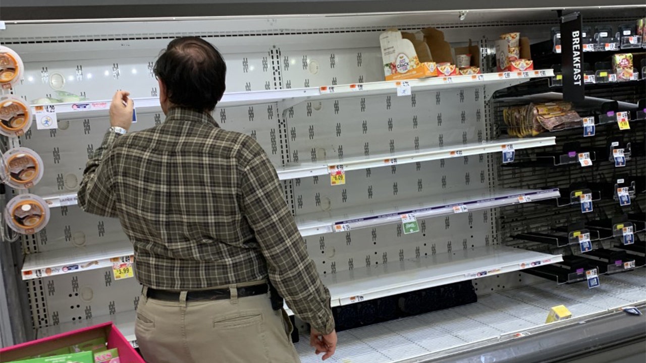 Las Vegas grocery stores see empty shelves during omicron wave