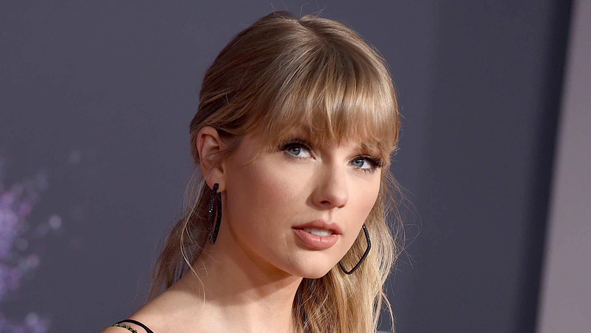 Taylor Swift faces lawsuit over Shake It Off – The Dispatch