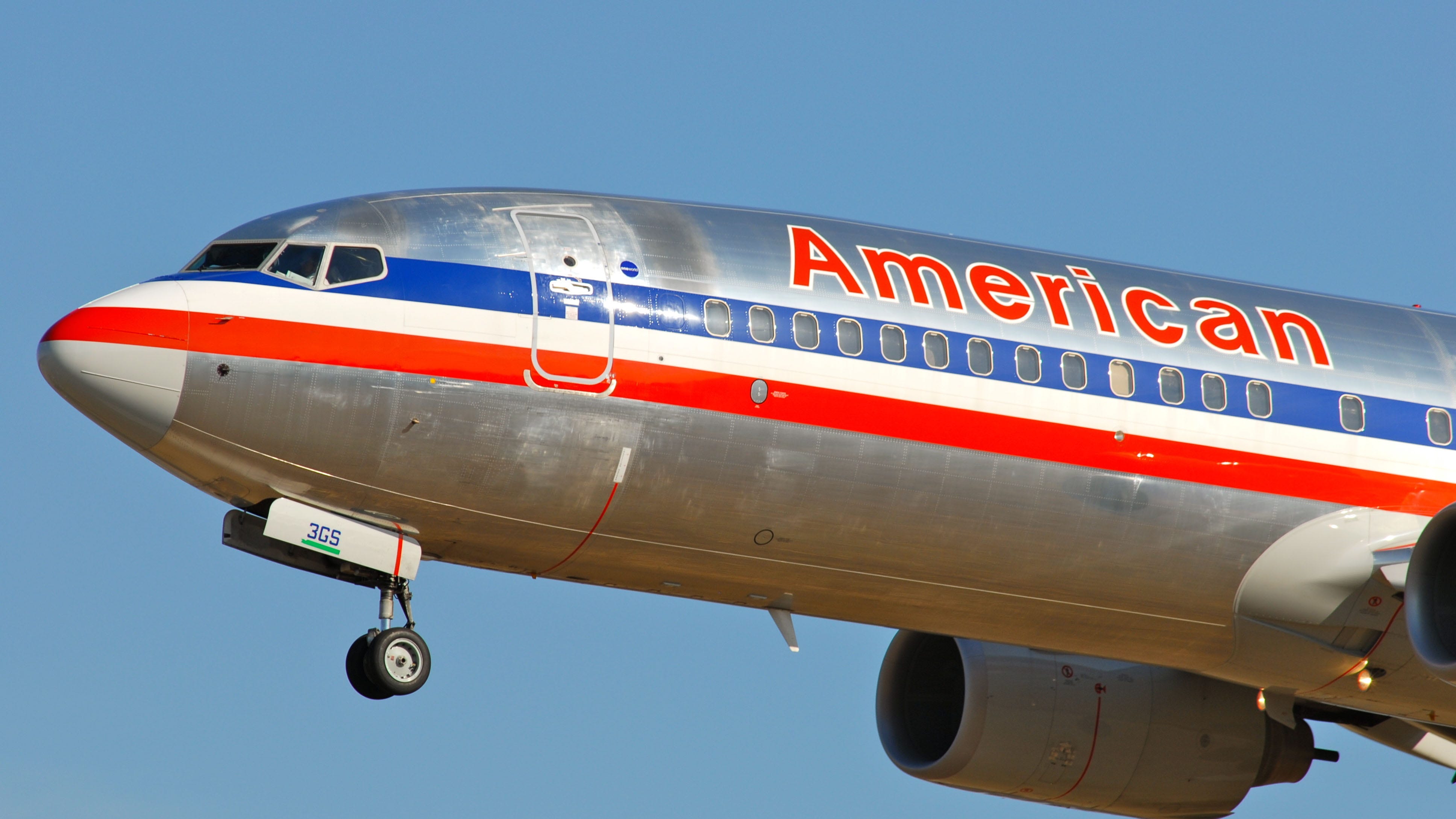 American Airlines' busiest flight from NYC on Sunday only had 27
