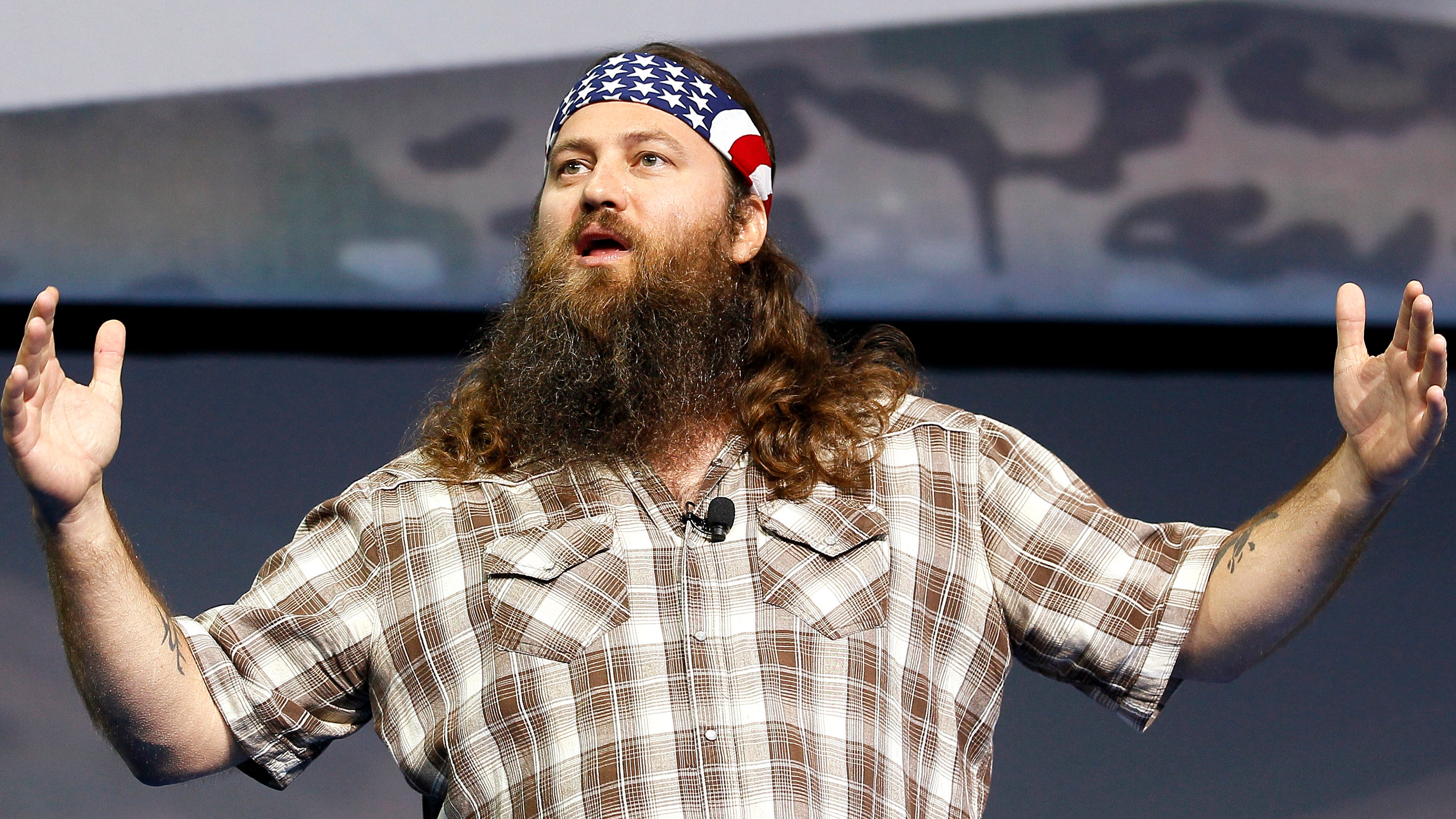 Willie Robertson says hell still stand during national anthem after conversation with NFL players Fox News