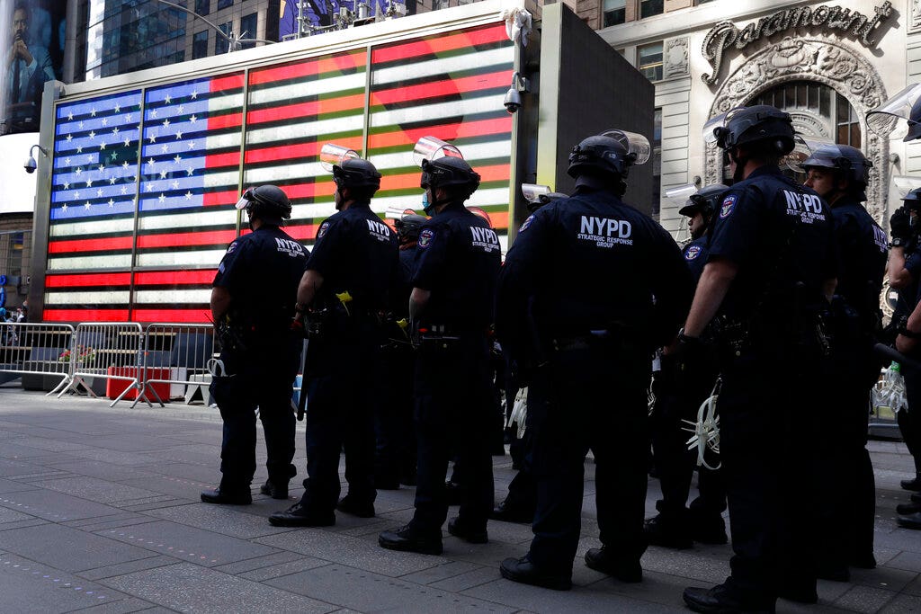 Times Square New Year's Eve Security: NYPD In Full Force For Protests